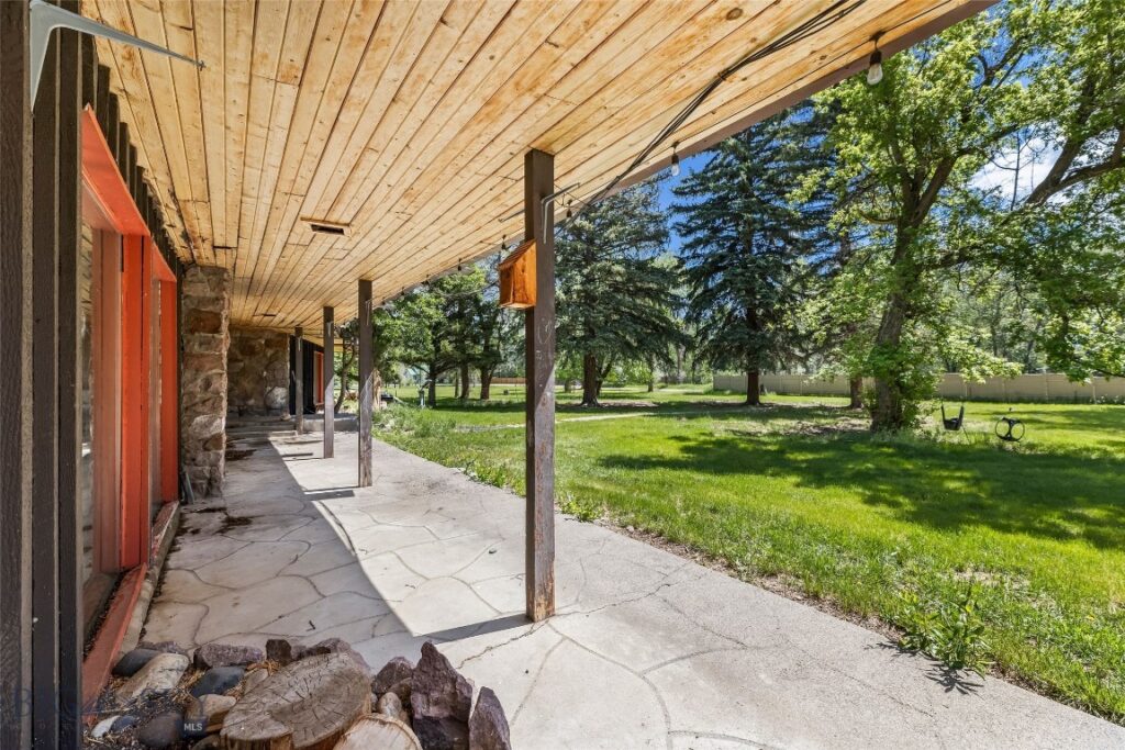 9th St Island Drive, Livingston MT 59047