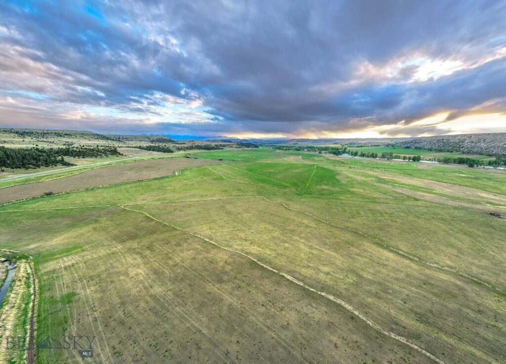 45 Pheasant Lane, Columbus MT 59019