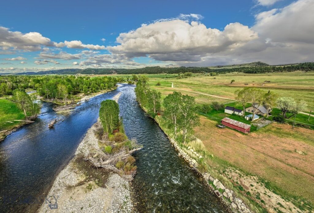 45 Pheasant Lane, Columbus MT 59019