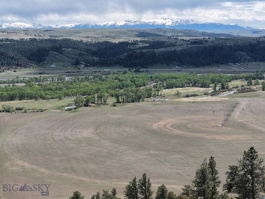 215 Shanks Basin Road, Big Timber MT 59011