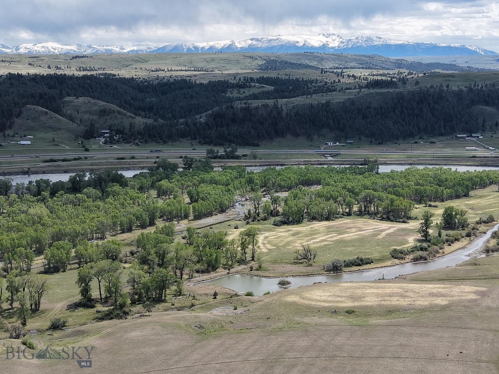 215 Shanks Basin Road, Big Timber MT 59011