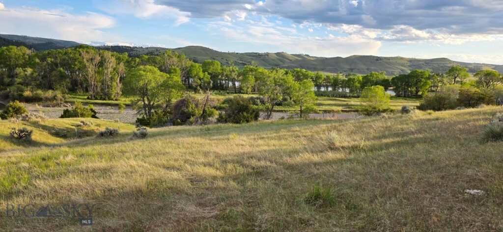 215 Shanks Basin Road, Big Timber MT 59011