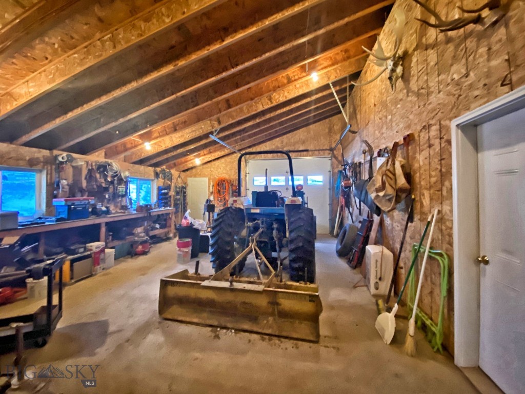 981 Bon Accord, Dillon MT 59725