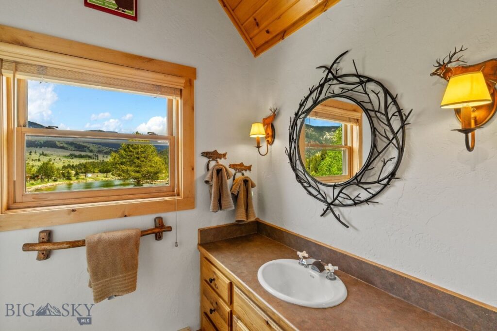 355 Beaver Mountain Trail, Gallatin Gateway MT 59730