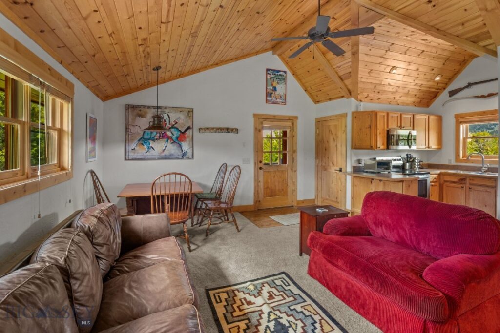 355 Beaver Mountain Trail, Gallatin Gateway MT 59730