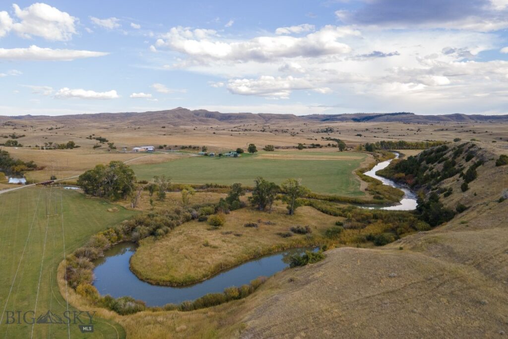 858 Lower Sweet Grass, Big Timber MT 59011