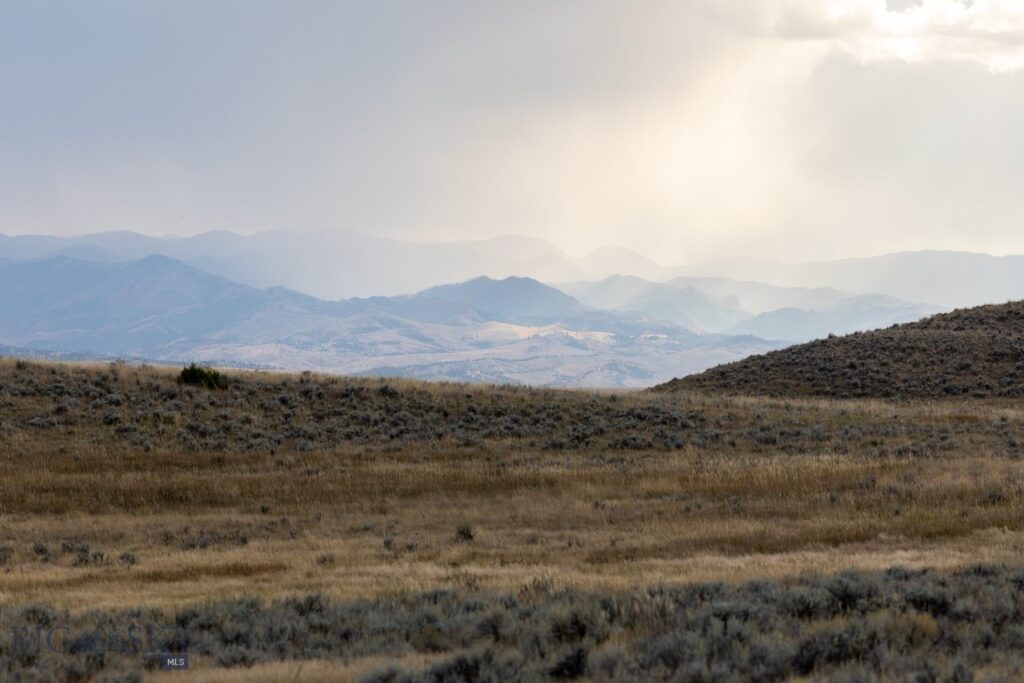 858 Lower Sweet Grass, Big Timber MT 59011