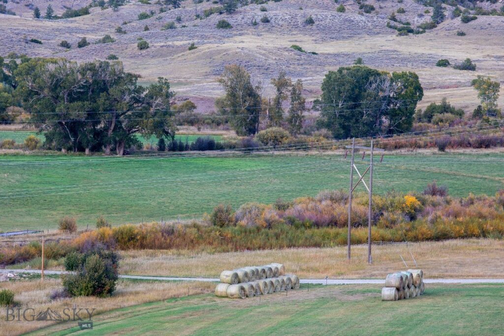 858 Lower Sweet Grass, Big Timber MT 59011