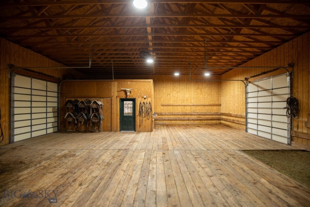 858 Lower Sweet Grass, Big Timber MT 59011