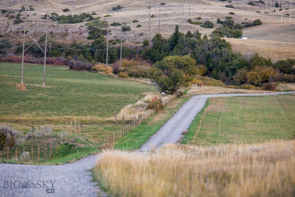 858 Lower Sweet Grass, Big Timber MT 59011