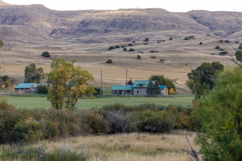 858 Lower Sweet Grass, Big Timber MT 59011