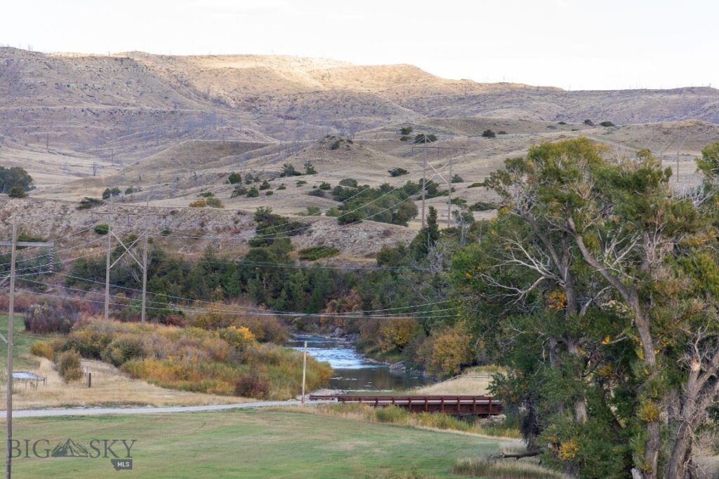858 Lower Sweet Grass, Big Timber MT 59011