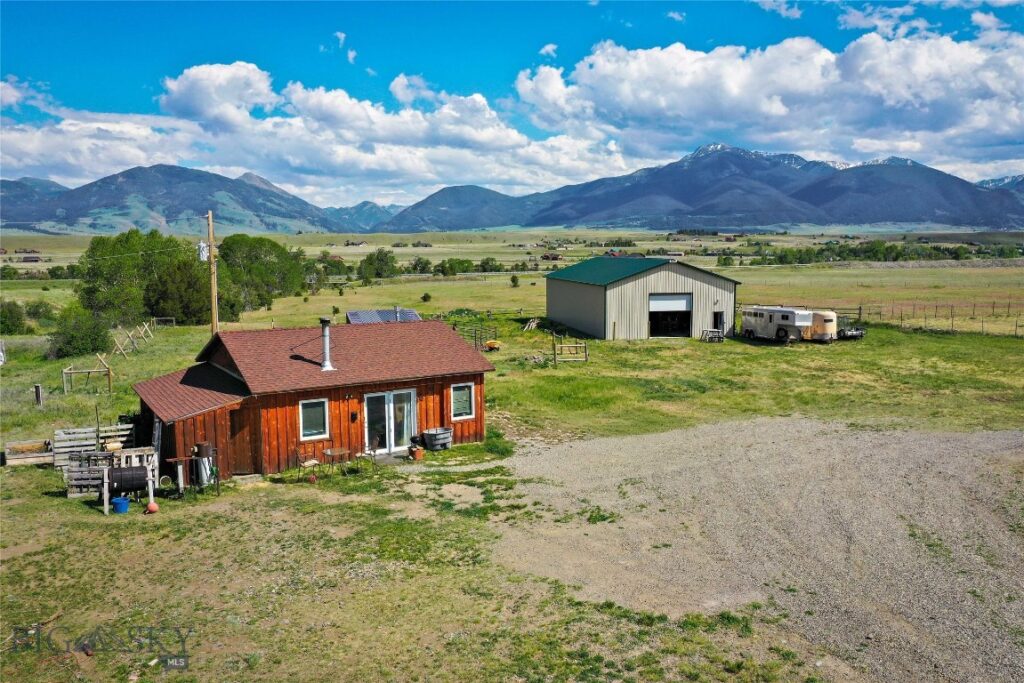 3480 Old Yellowstone Trail N, Livingston MT 59047
