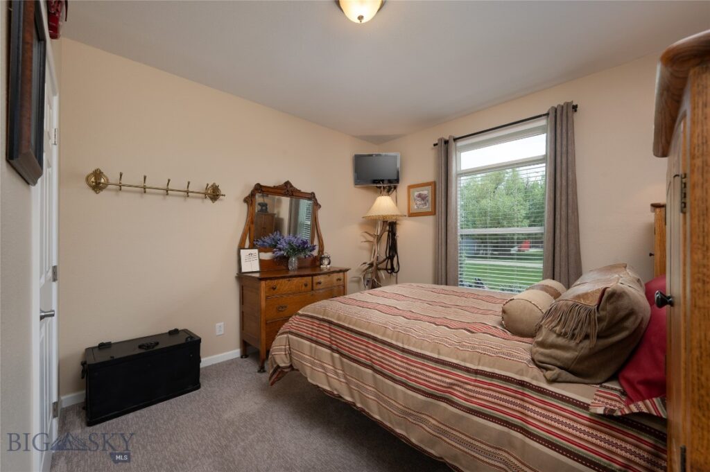 11 Becker Lane, Wilsall MT 59086
