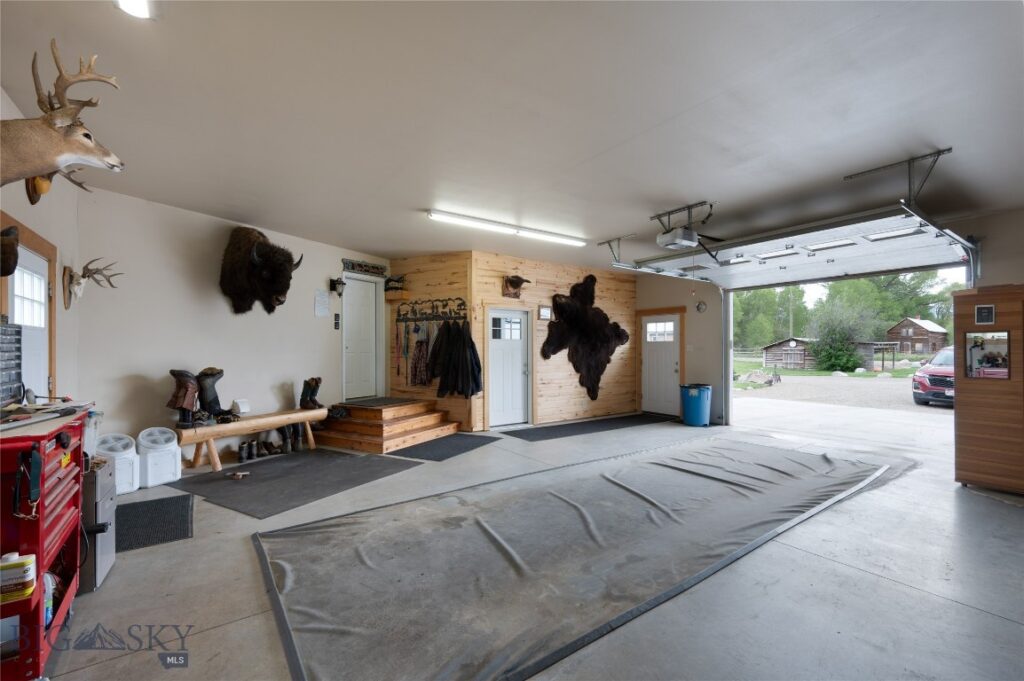 11 Becker Lane, Wilsall MT 59086