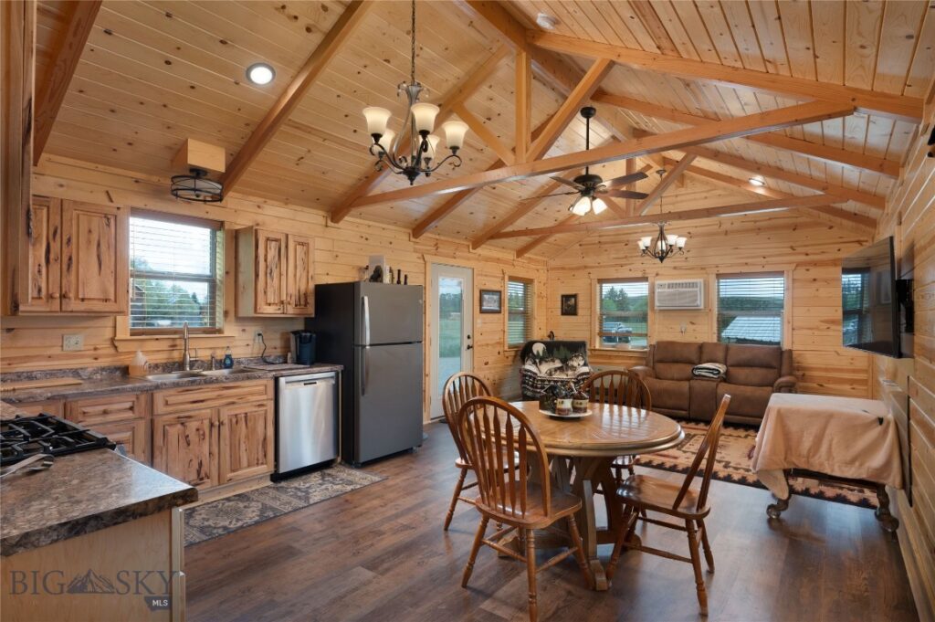 11 Becker Lane, Wilsall MT 59086