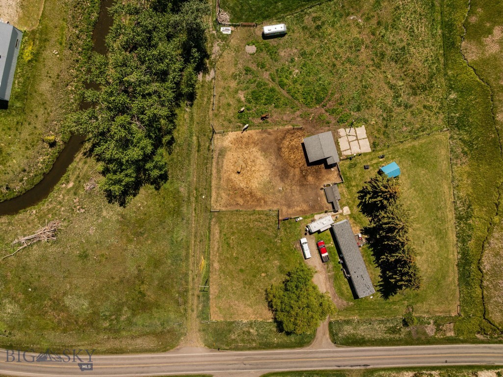 11261 Law Road, Bozeman MT 59718