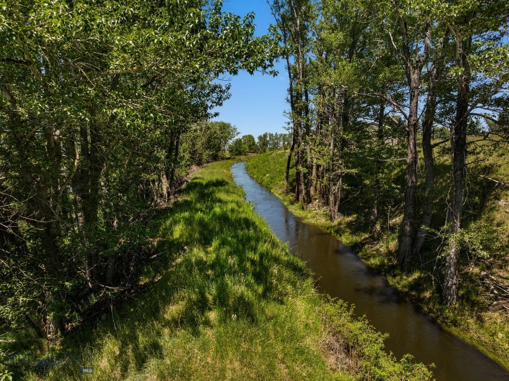 11261 Law Road, Bozeman MT 59718