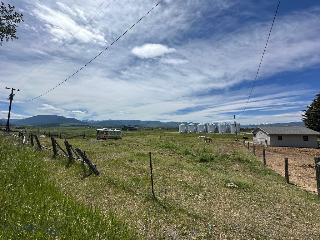 11261 Law Road, Bozeman MT 59718