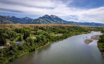 1005 East River Road, Emigrant MT 59027
