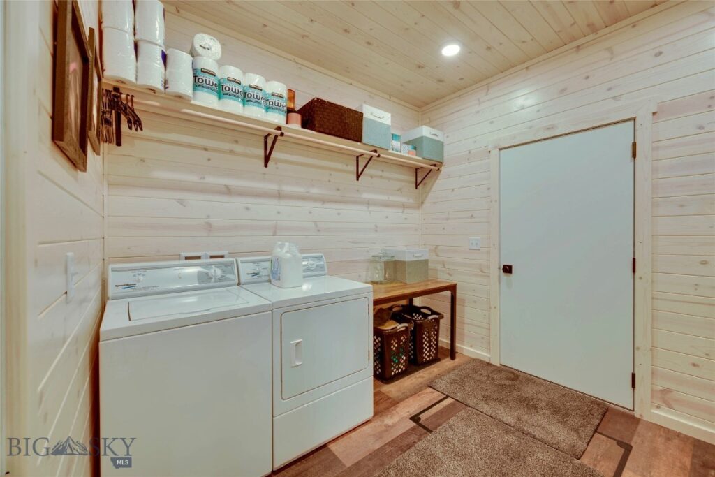 551 Tami Drive E, Superior MT 59872