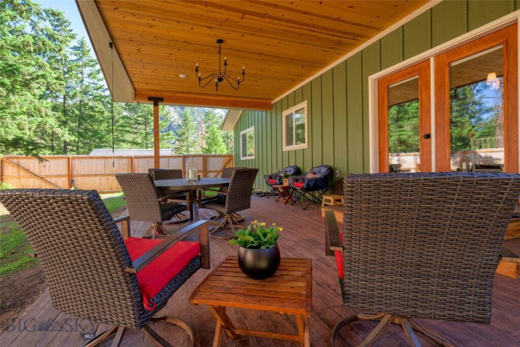 551 Tami Drive E, Superior MT 59872