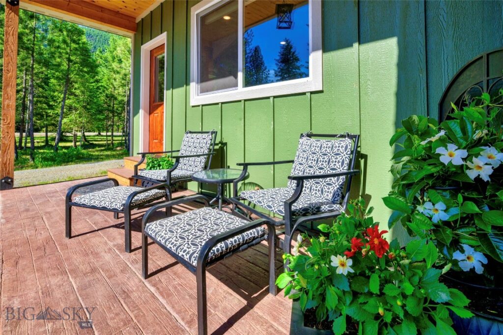551 Tami Drive E, Superior MT 59872