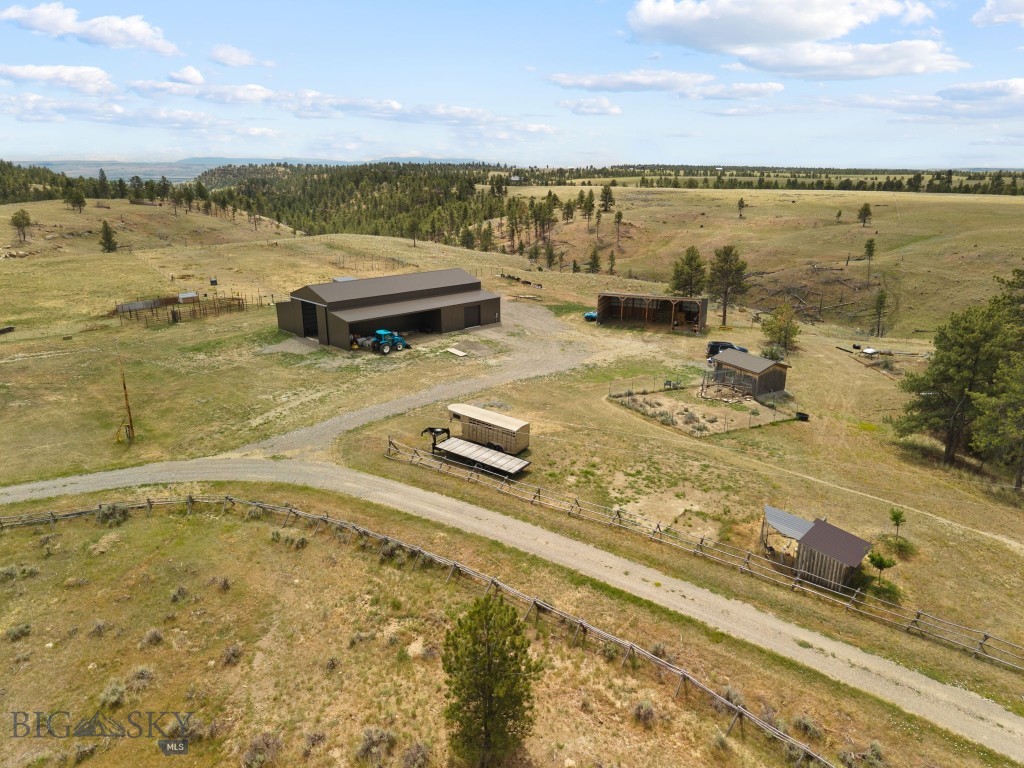 160 Falling Star Tr., Park City MT 59063