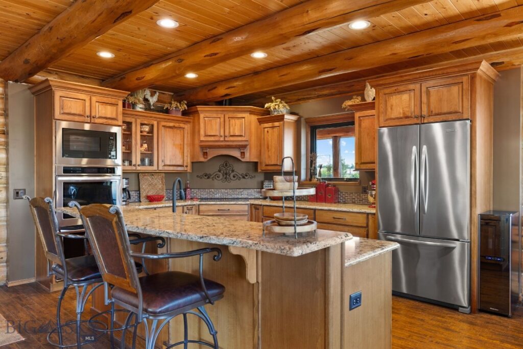 160 Falling Star Tr., Park City MT 59063