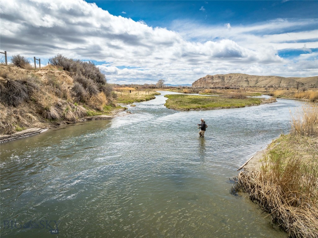 TBD Bench Road, Twin Bridges MT 59754