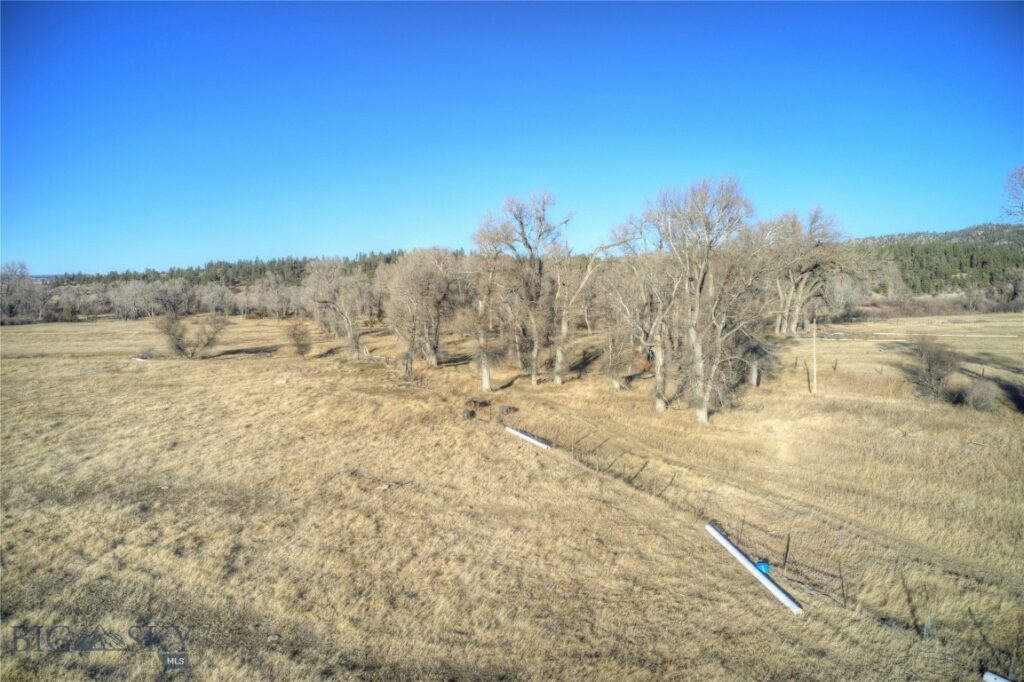 TBD Frontage Rd, Reed Point MT 59069