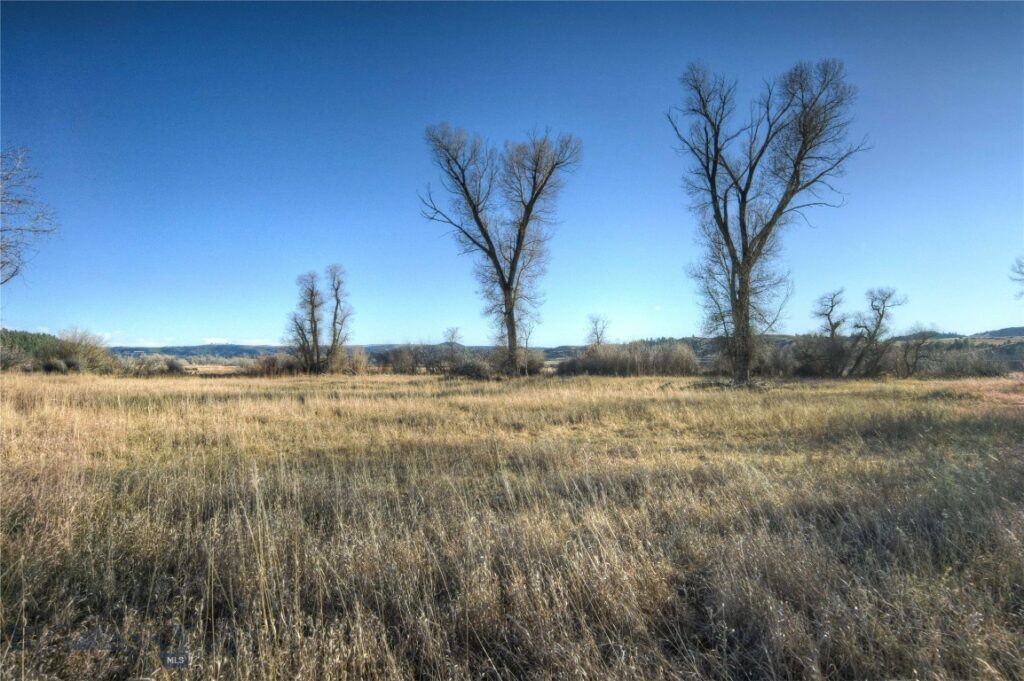 TBD Frontage Rd, Reed Point MT 59069