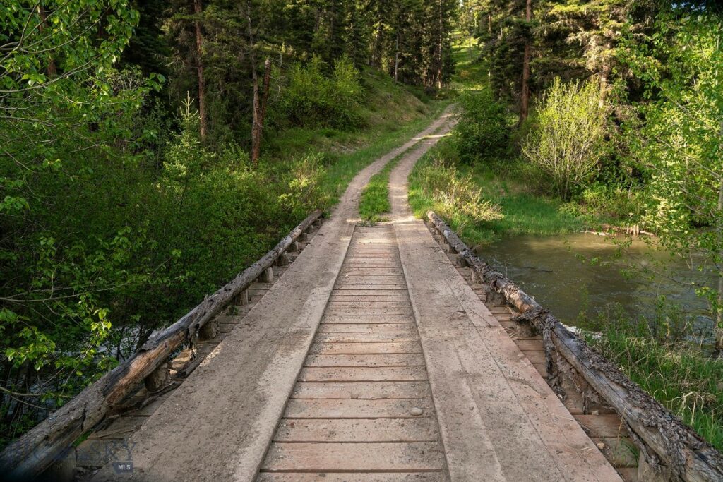 TBD Mol Heron Creek Road, Gardiner MT 59030